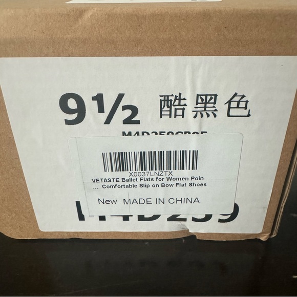 Women’s Vetaste Patent Leather Pointed Ballet Flats with Bow - Picture 6 of 6